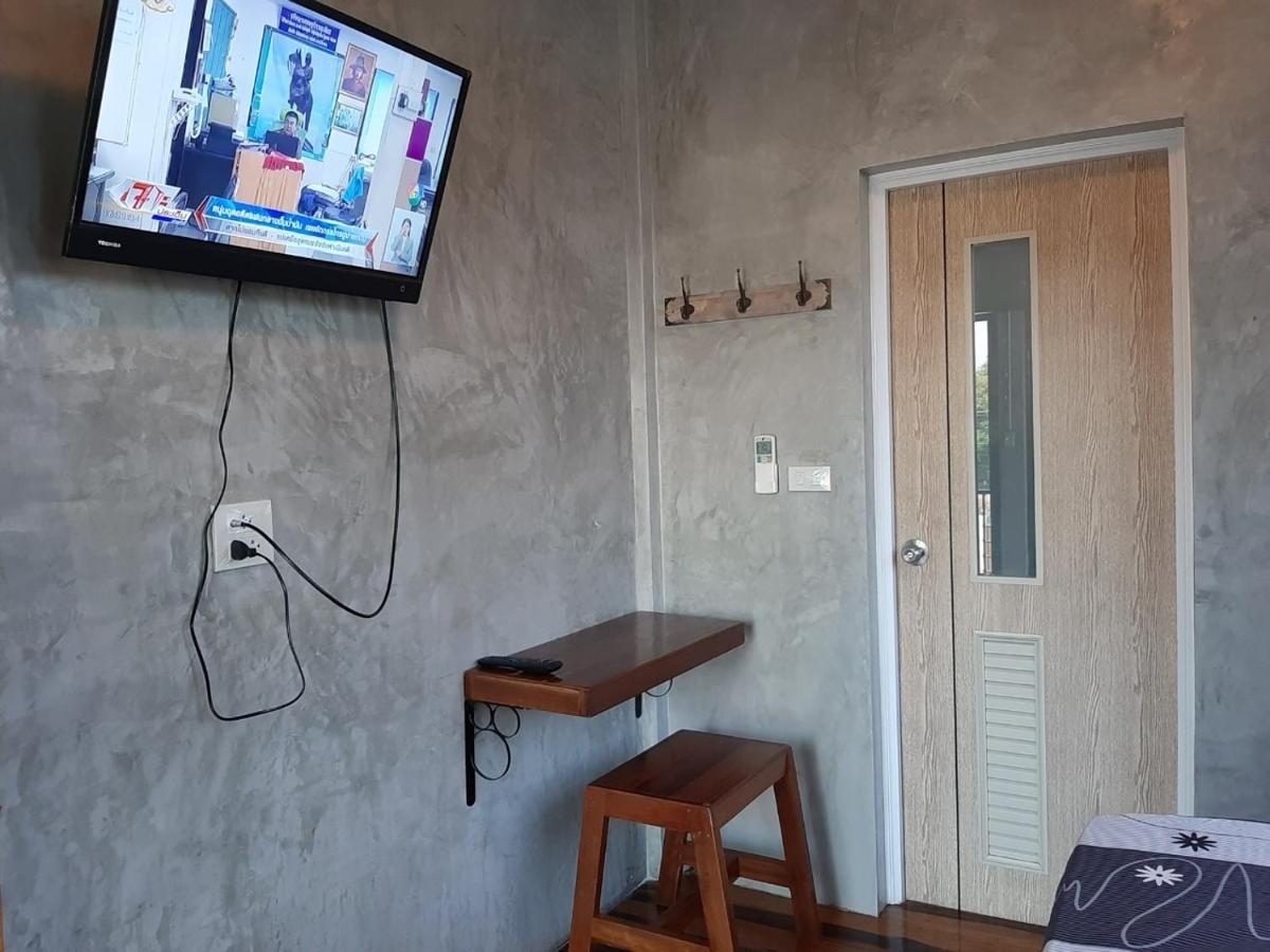 Baan Rabiangdao Uthaithani ウタイターニー エクステリア 写真