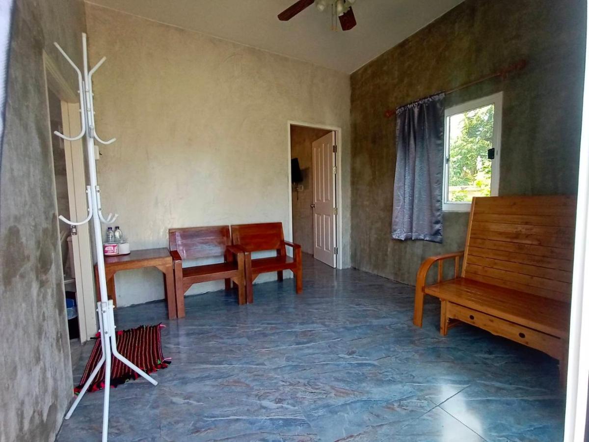 Baan Rabiangdao Uthaithani ウタイターニー エクステリア 写真